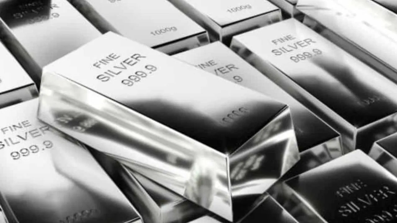 कानपुर में सोने के बाद अब चांदी हड़पने का मामला आया सामने: घुंघरू बनाने की बात कहकर 50 लाख कीमत की चांदी लेकर रफूचक्कर हुआ युवक
