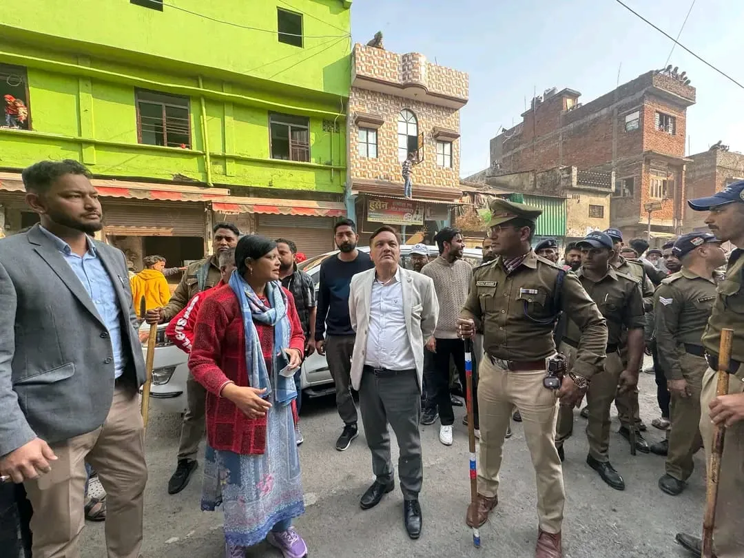 गजराज पहुंचे बुलडोजर लेकर बनभूलपुरा, बनाना चाहते हैं अतिक्रमण मुक्त हल्द्वानी 