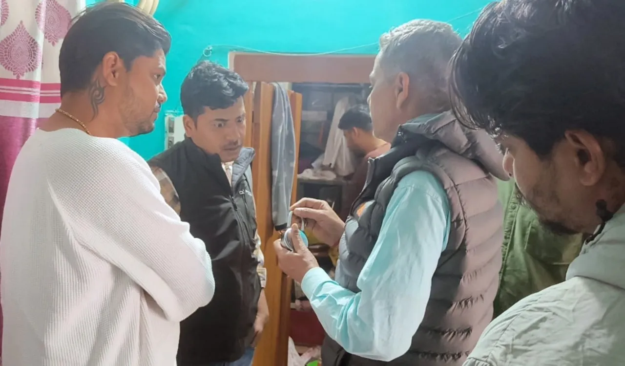 कन्नौज में गेस्ट हाउस संचालक के बंद घर से 50 लाख की चोरी: Mahakumbh स्नान करने गया था परिवार... 