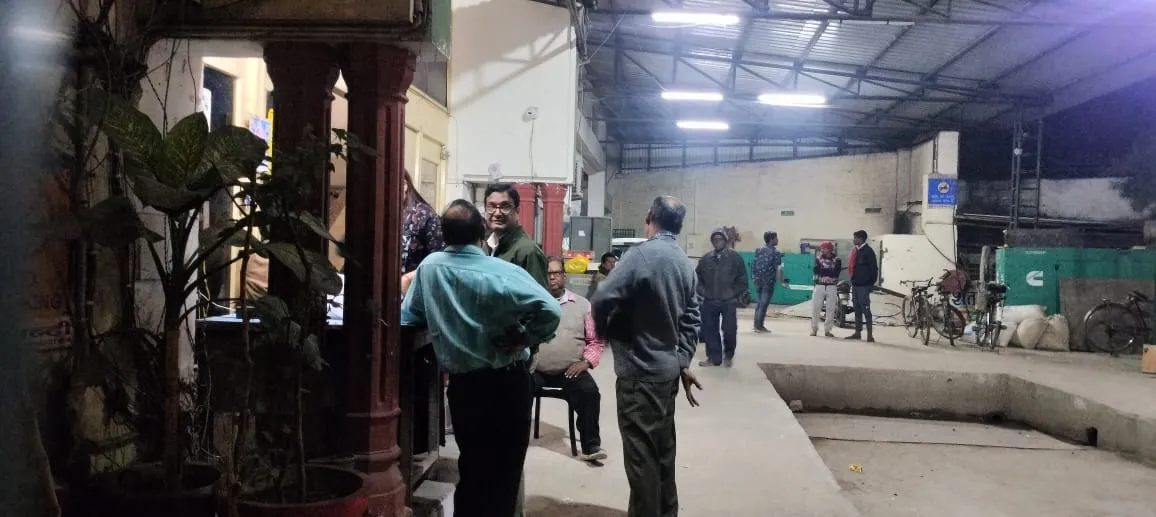 Kanpur में प्लाईवुड कारोबारी के यहां रेड, डीजीजीआई ने फर्म पर पहुंचकर रुकवाया काम, मची खलबली 