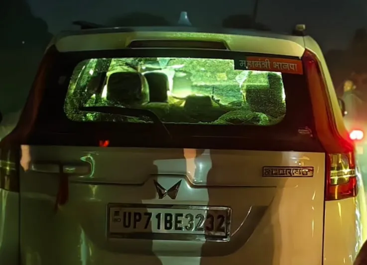 फतेहपुर में कंबल वितरण के दौरान भाजपा नेता की गाड़ी पर पथराव; शीशे टूटे... 