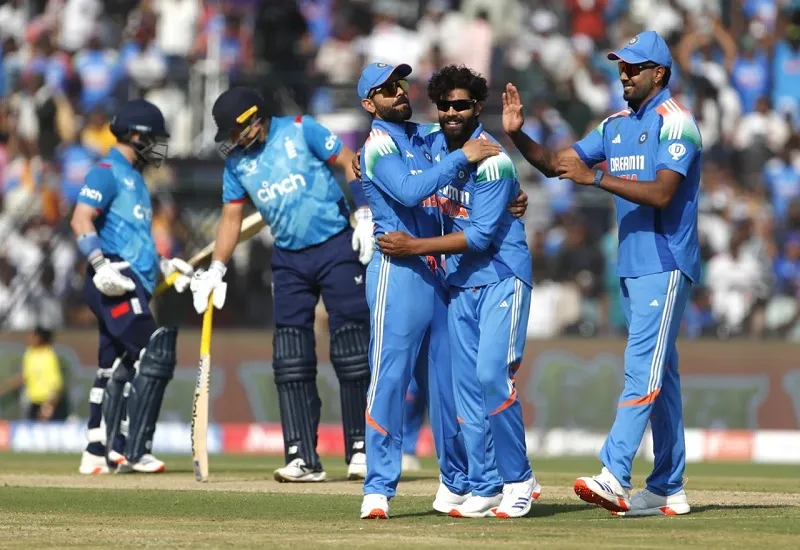 IND vs ENG 2nd ODI : कटक वनडे में इंग्लैंड ने टीम इंडिया को दिया 305 रनों का टारगेट, सर जडेजा ने झटके 3 विकेट