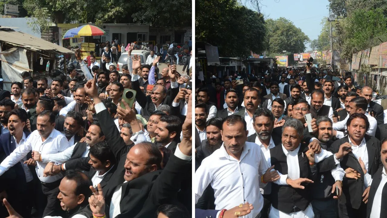 Kanpur: बिल के विरोध में अधिवक्ताओं ने ठप रखा काम, शताब्दी गेट से निकाला जुलूस, नारेबाजी कर कानून मंत्री का फूंका पुतला