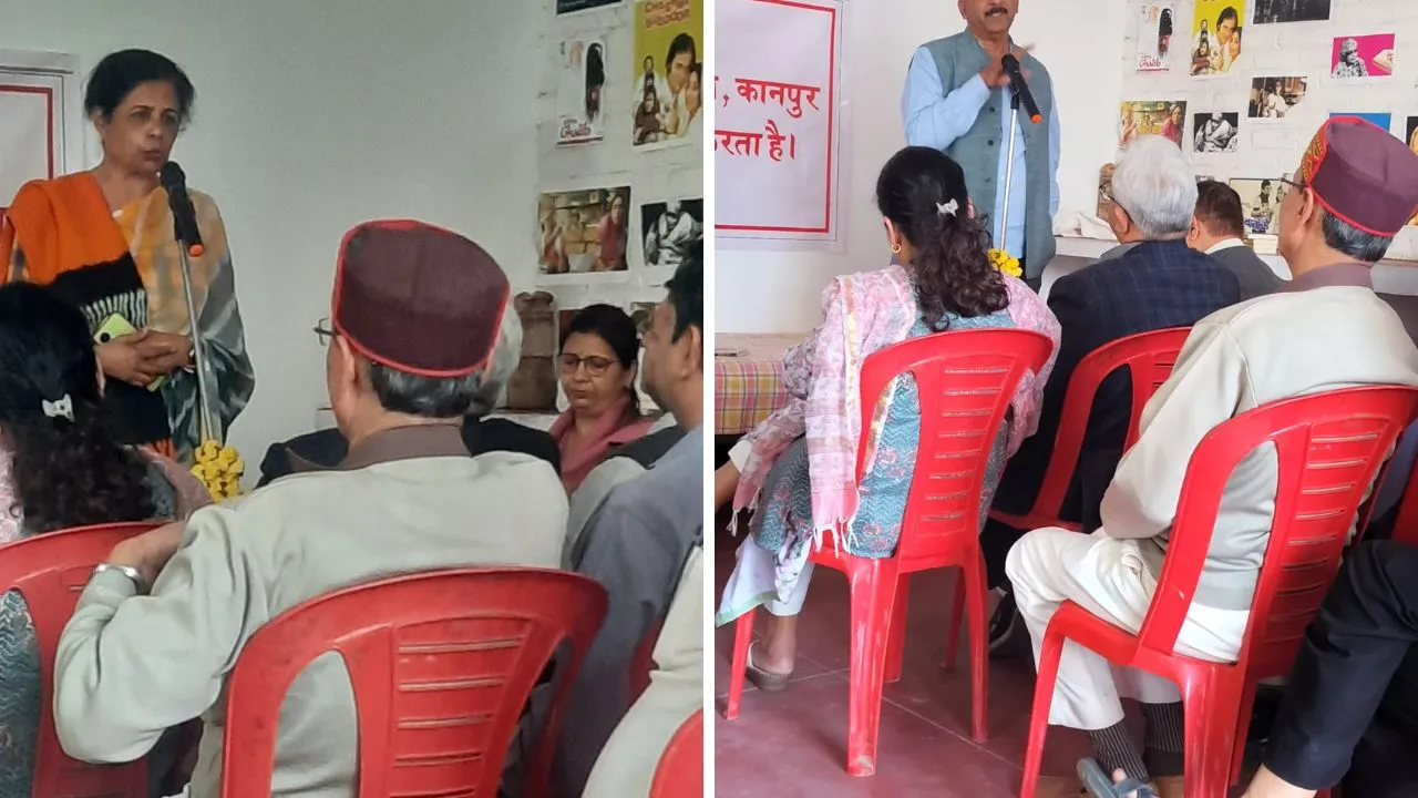 Kanpur में वरिष्ठ साहित्यकार आनंद शुक्ला बोले- कविता को बंदरिया की तरह नचाते हैं कुमार विश्वास