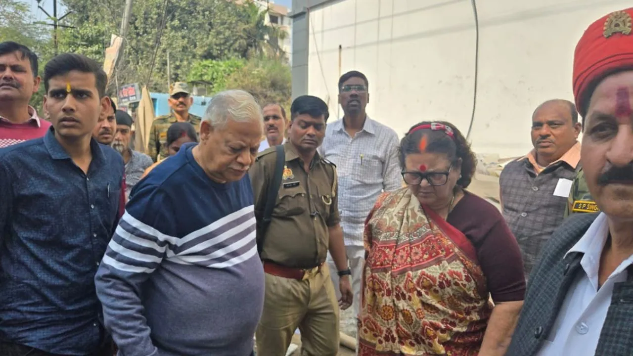 कानपुर में उस्मानपुर में नाले पर निर्माण करने पर गेस्ट हाउस संचालक पर जुर्माना: महापौर ने लगाया आपके वार्ड कार्यक्रम