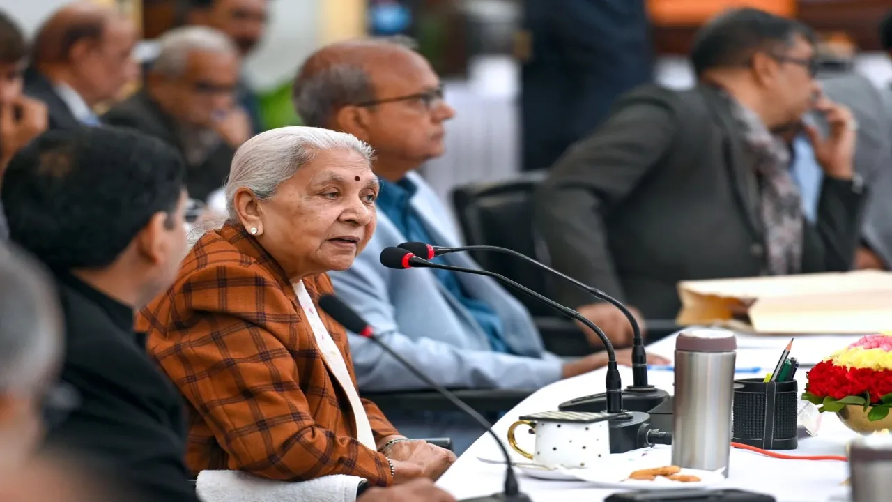 Governor Anandiben Patel बोलीं, अंत्‍योदय से सर्वोदय’ उत्‍तर प्रदेश सरकार का मंत्र 