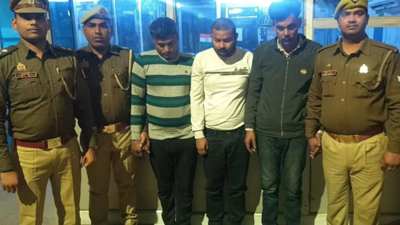 कानपुर में सोयाबीन तेल चोरी में इंजीनियर, सुपरवाइजर समेत तीन गिरफ्तार: निजी लाभ के लिए कर्मचारी कंपनी को पहुंचा रहे थे नुकसान