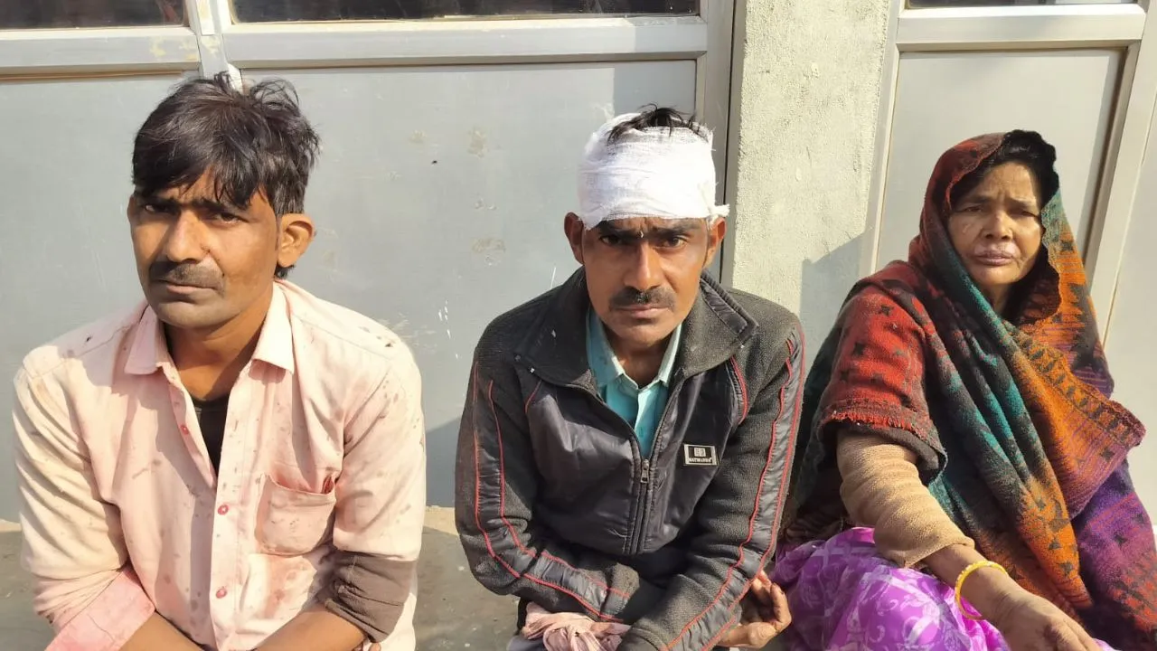 कानपुर में दबंगों की शिकायत करना पड़ा भारी: ढाई साल के मासूम को लाठी-डंडों से पीटा, परिजन बचाने की लगाते रहे गुहार