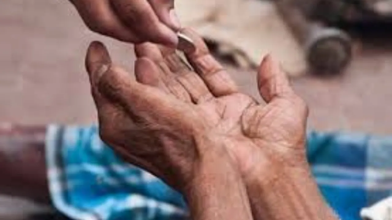 भिक्षावृत्ति छोड़ने को नहीं तैयार हैं परिवार, कहा- कम मिल रही मजदूरी