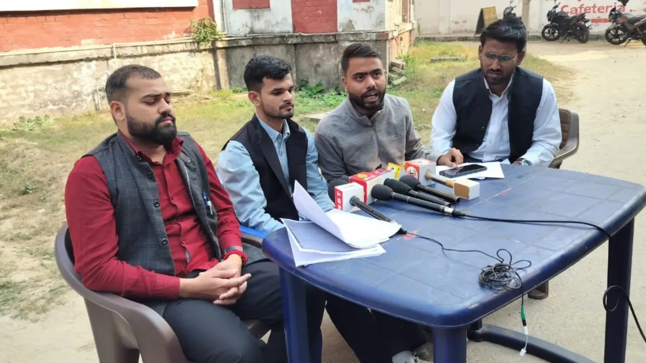 Lucknow University: पीएचडी इंटरव्यू में धार्मिक आधार पर भेदभाव से परेशान छात्र
