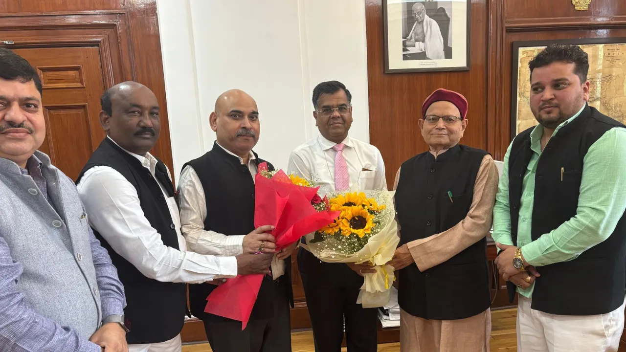 यूनिफाइड पेंशन स्कीम में हैं कमियां: पूरी पेंशन की मांग पर कैबिनेट सचिव ने दी कर्मचारियों को यह खास सलाह