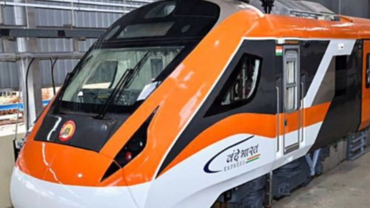 Indian Railway: यात्रीगण कृपया ध्यान दें! आज से नई दिल्ली-वाराणसी के बीच वंदे भारत ट्रेन की शुरूआत...इतने बजे पहुंचेगी Kanpur Central