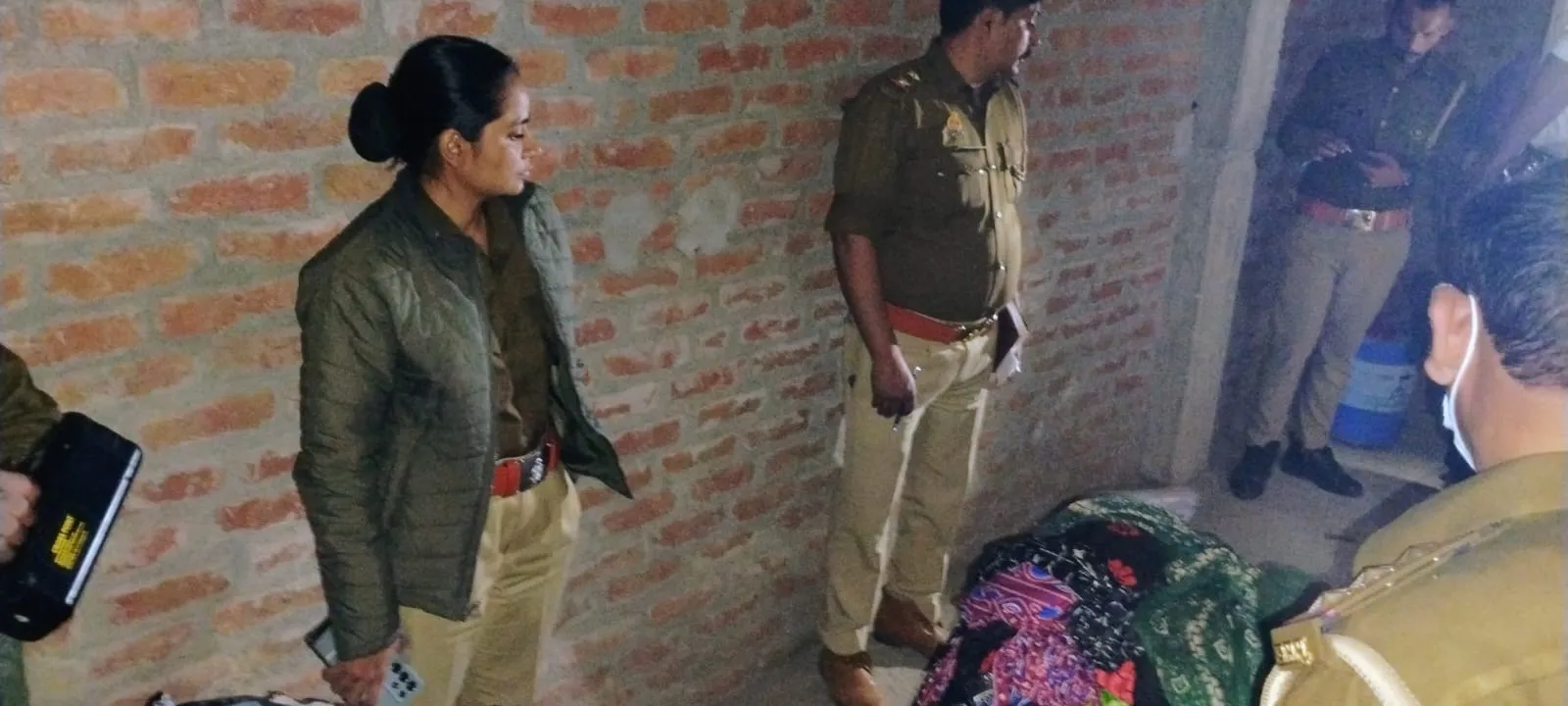 कासगंज: फेरी लगाने वाले युवक ने फंदे से लटक कर दी जान, परिवार में मचा कोहराम