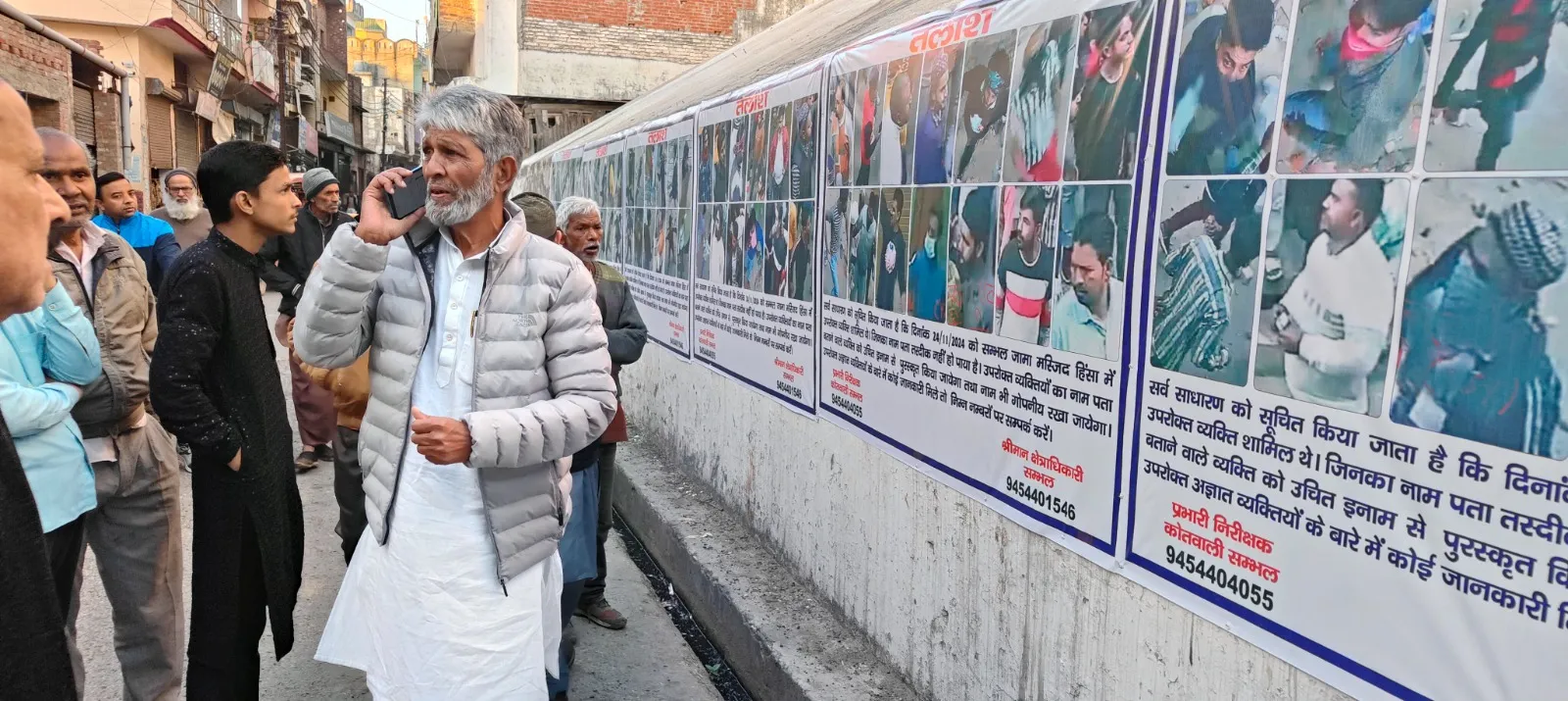 संभल: जामा मस्जिद कमेटी ने किया पोस्टर लगाने का विरोध, हुई नोकझोंक