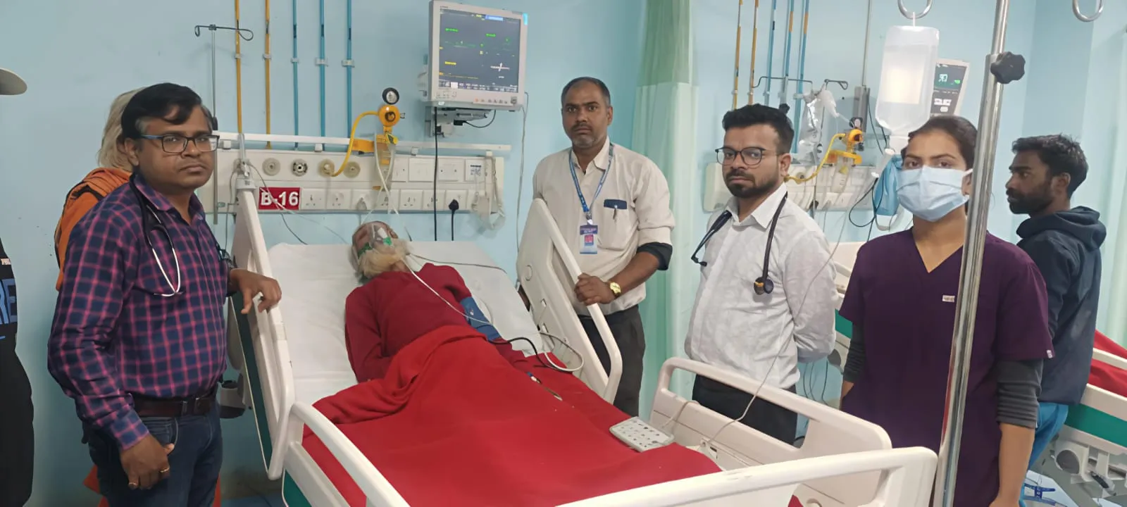 महाकुंभ में नेपाल से आए श्रद्धालु को इस्केमिक स्ट्रोक, छह एक्सपर्ट डॉक्टरों ने बचाई जान