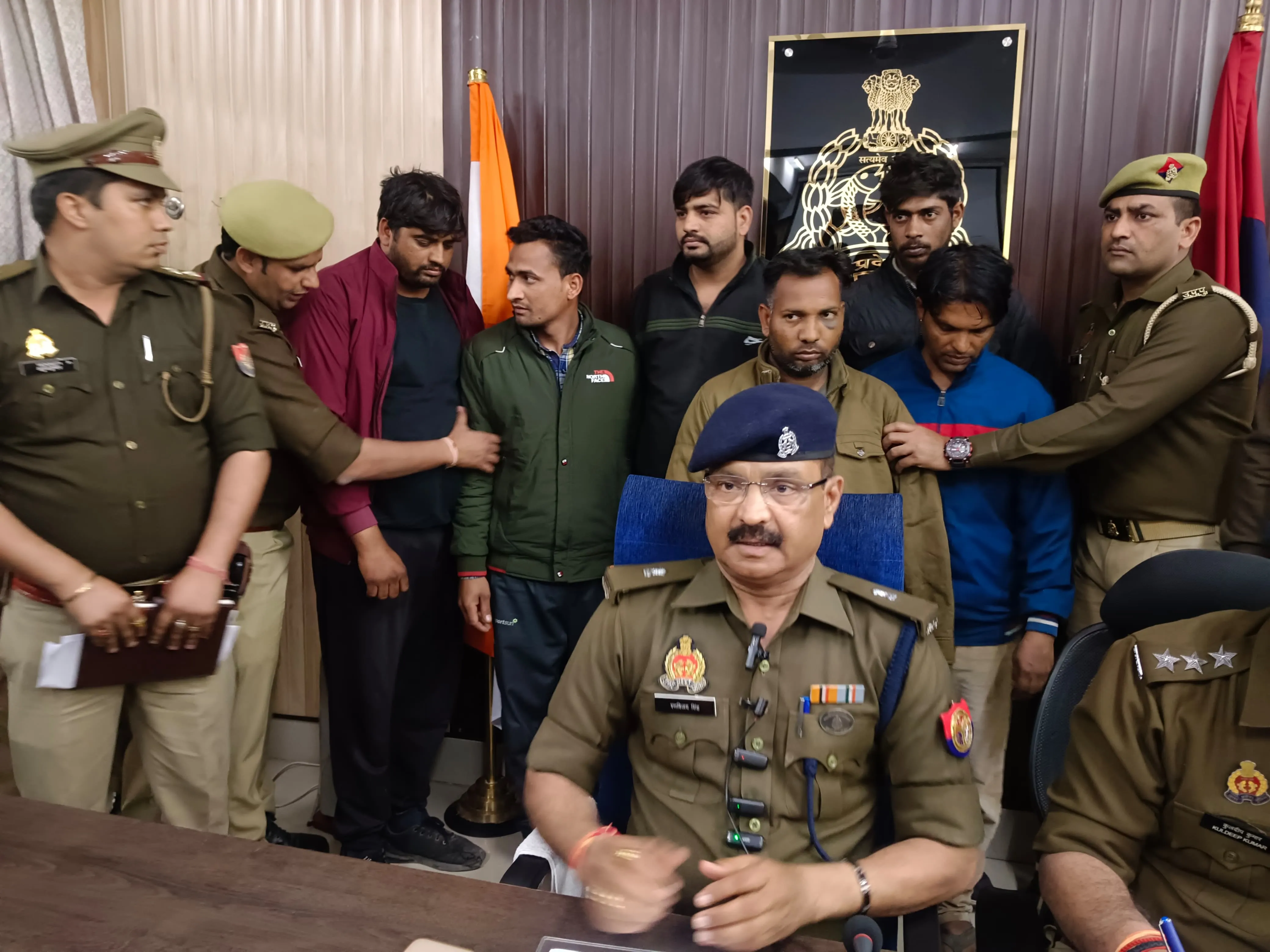 Moradabad News: जेई बनकर साथियों के साथ चोरी किया था ट्रांसफार्मर, छह लोग गिरफ्तार