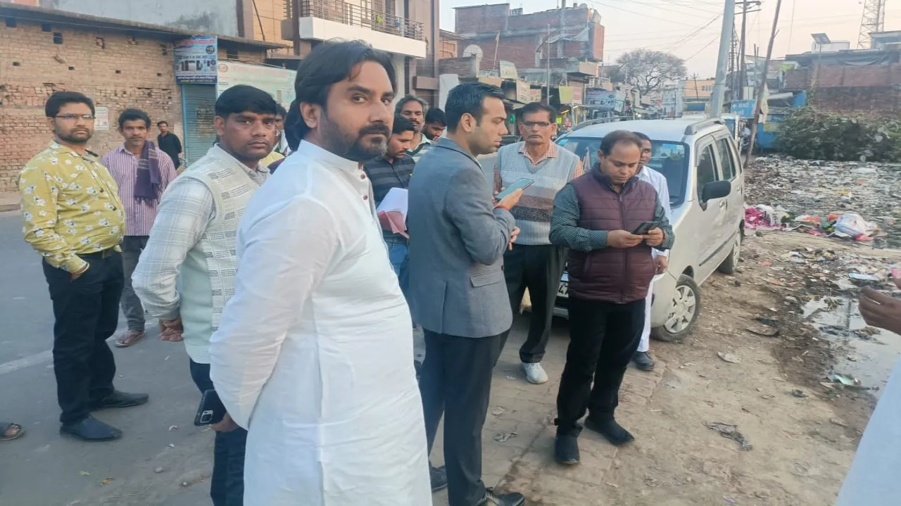 Barabanki News : अवैध निर्माण किया चिन्हित, अतिक्रमण मुक्त करने की चेतावनी