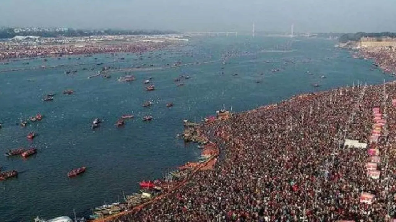 Kanpur: 8 घंटे में 132 बसें महाकुंभ भेजकर परिवहन विभाग ने बनाया रिकार्ड, बस अड्डे पर उमड़ी श्रद्धालुओं की भारी भीड़ 