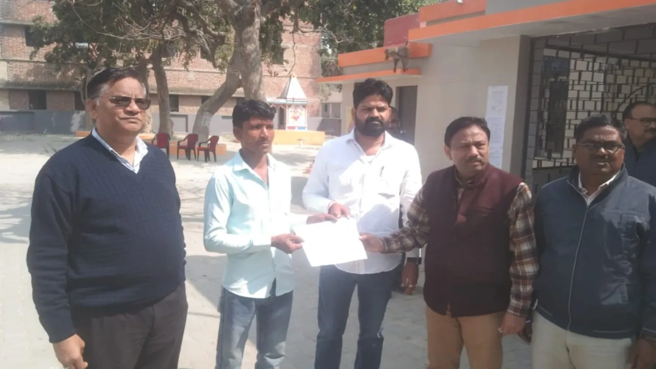 Amethi News : 36 वोटों से अयोध्या प्रसाद ने हासिल की जीत 