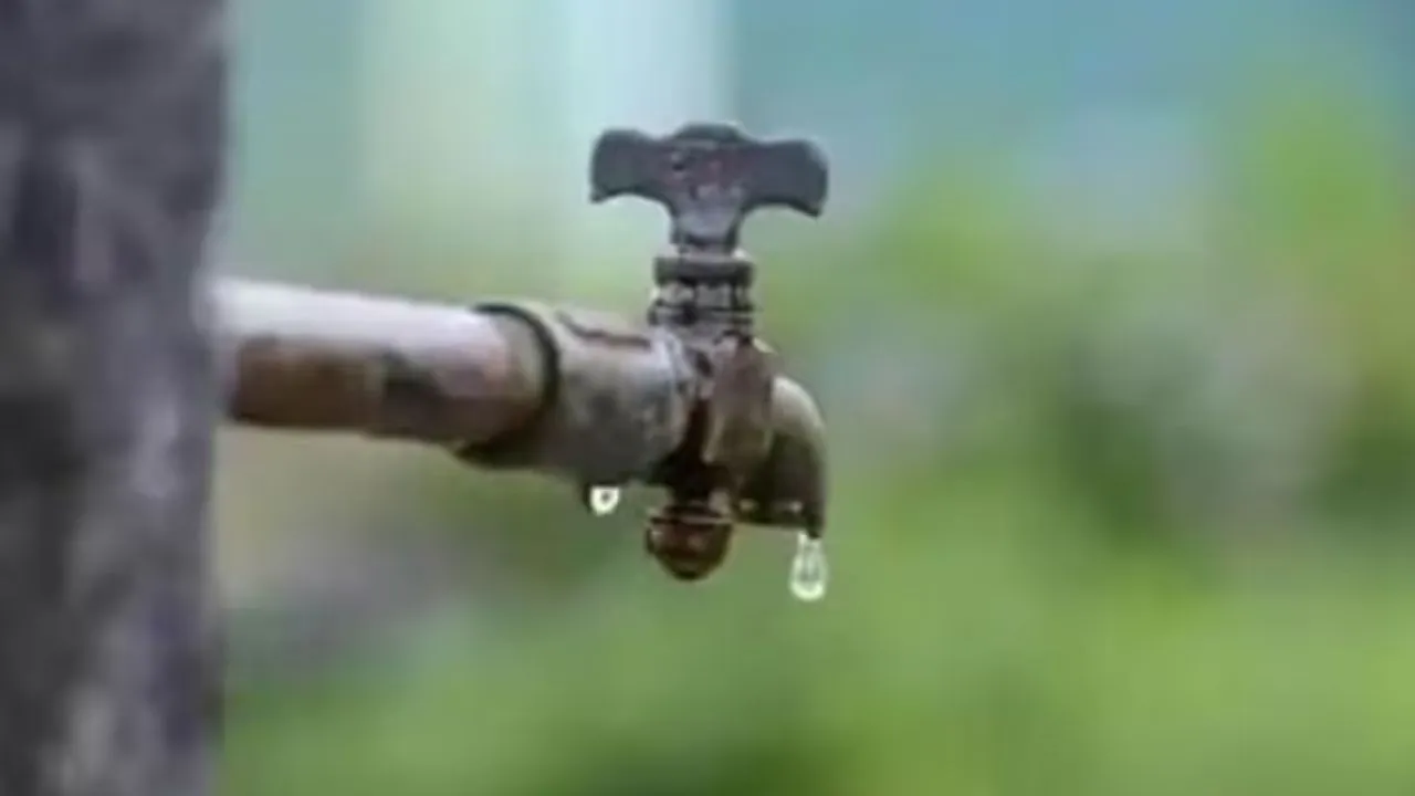 Kanpur के 25 मोहल्लों में गहराया जल संकट, गुजैनी वाटर वर्क्स से 27 एमएलडी जलापूर्ति ठप, लोग हुए परेशान, पार्षद ने कहा ये...