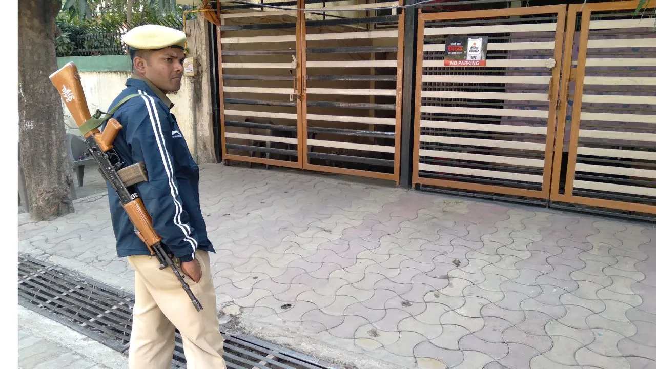 डीजीजीआई छापेमारी