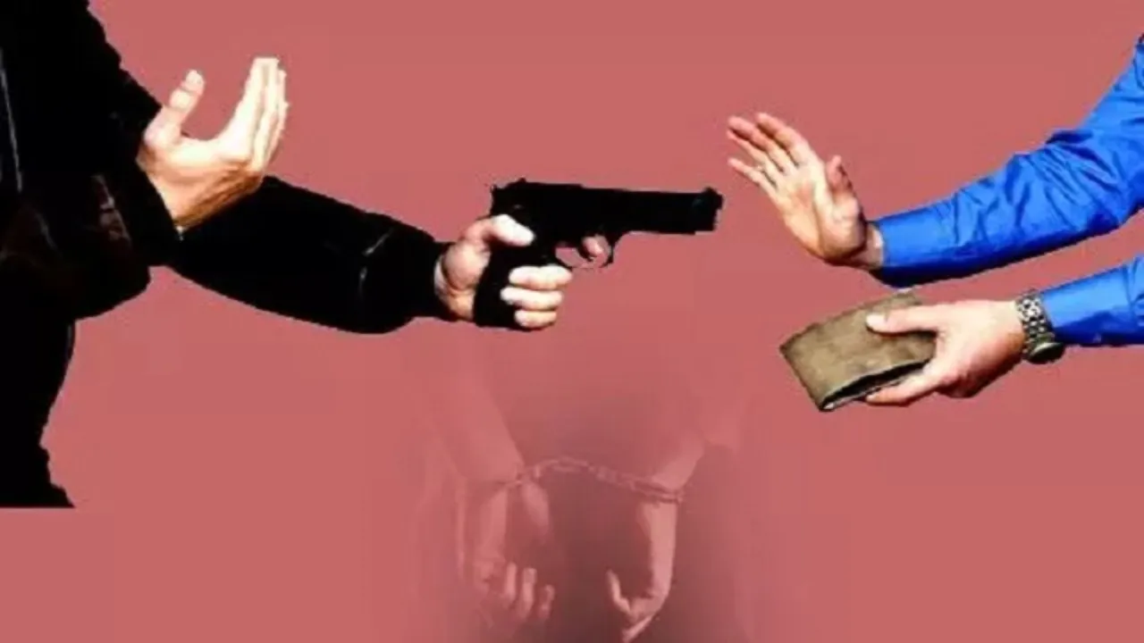 Ayodhya loot : कार सवार बदमाशों ने गोली मारने की धमकी देकर डीजे संचालक को लूटा