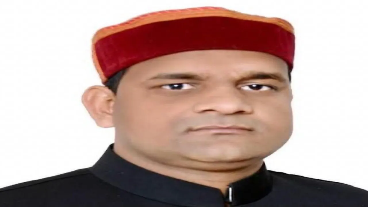समाजवादी चिंतक दीपक मिश्र ने बजट को बताया घुटना टेक, कहा-जो उर्दू के खिलाफ वे हिंदी के भी विरोधी 