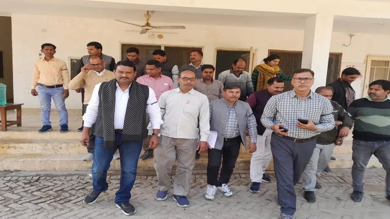 प्रदर्शन तीन (1)