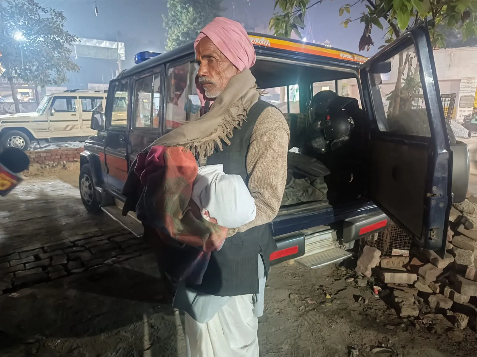 Bahraich News: नाबालिग भाई ने 10 माह की बहन की पीट-पीटकर की हत्या, ईंट और डंडे से किया वार