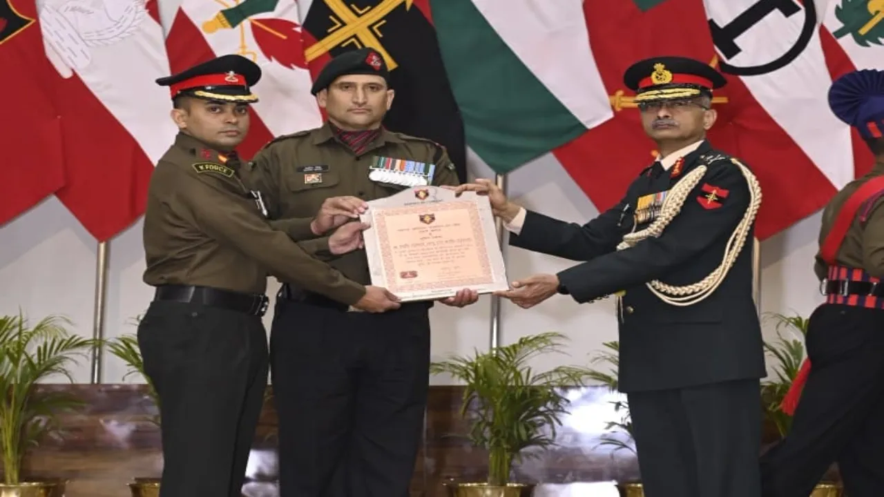  पदक विजेताओं ने उत्तरी सेना को किया गौरवान्वित : 55 सैन्य अधिकारी और जवान वीरता और विशिष्ट सेवा पदक से हुए अलंकृत