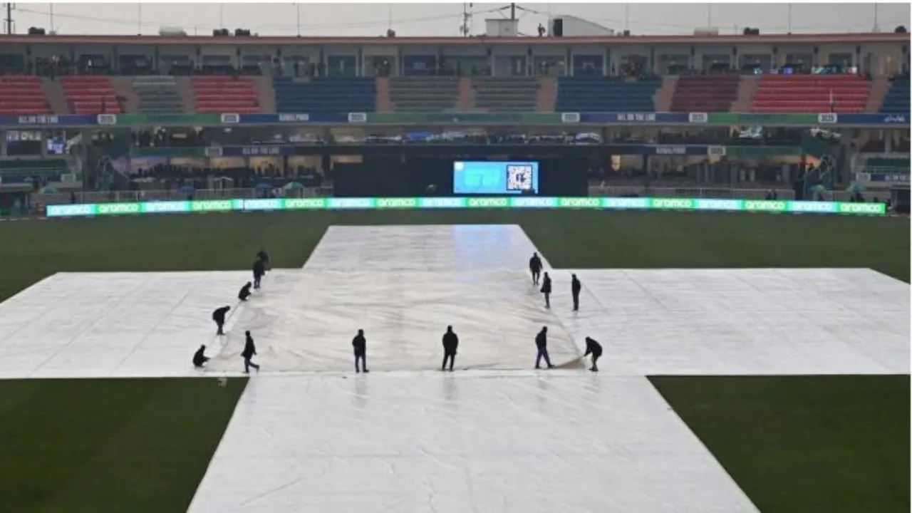 AFG vs AUS : बारिश के कारण रद्द हुआ मैच, कौन करेगा Semi-finals के लिए Qualify यहां जानें