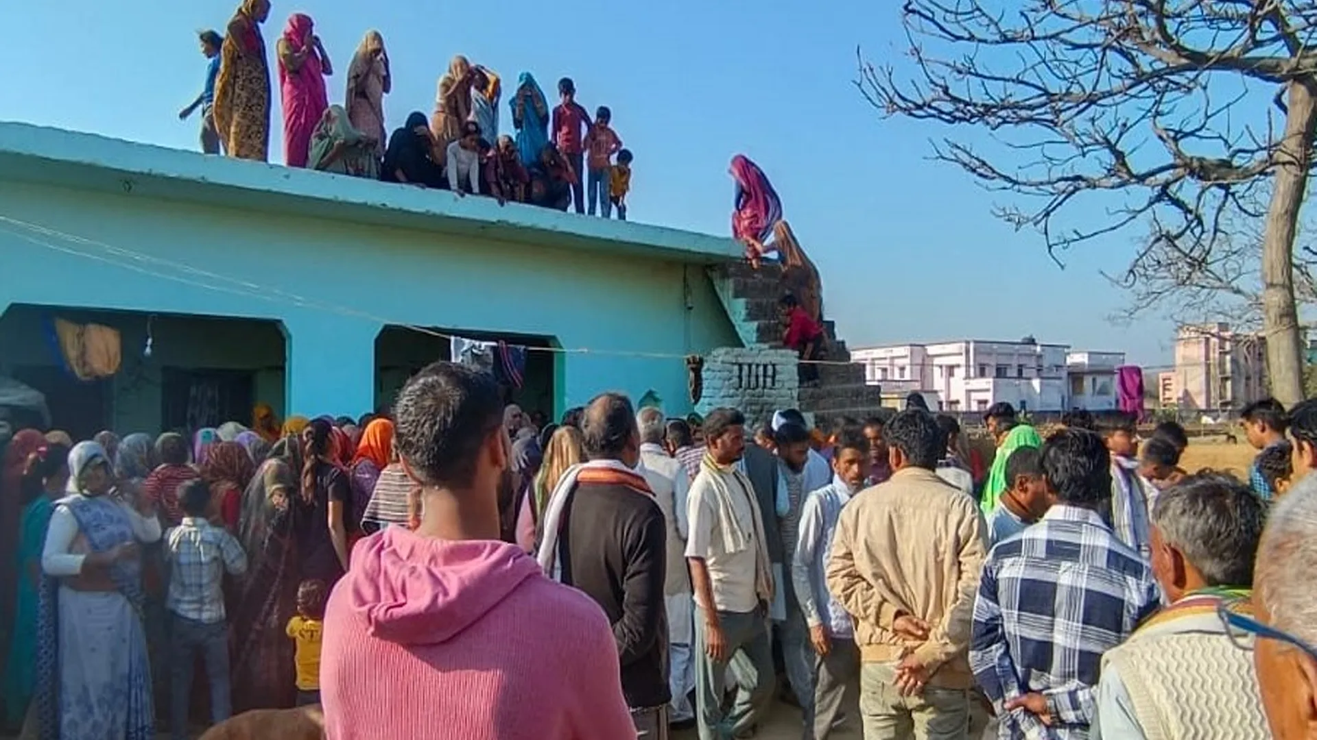 बदायूं: युवक की मौत के बाद पुलिस पर लगाया प्रताड़ना का आरोप, बाद में पलटे परिजन