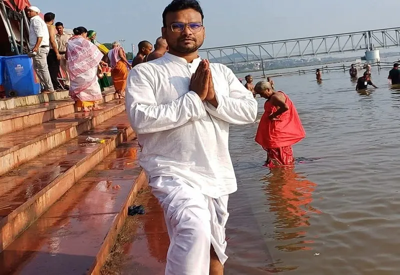 मुरादाबाद : मातम में बदली खुशियां...महाकुंभ स्नान करने गए युवक को बस ने रौंदा, मौके पर मौत 