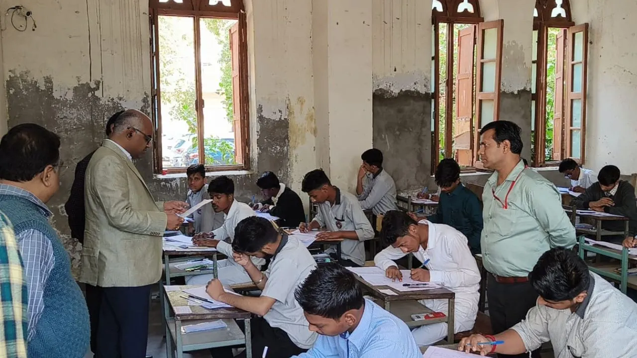 यूपी बोर्ड परीक्षा 1