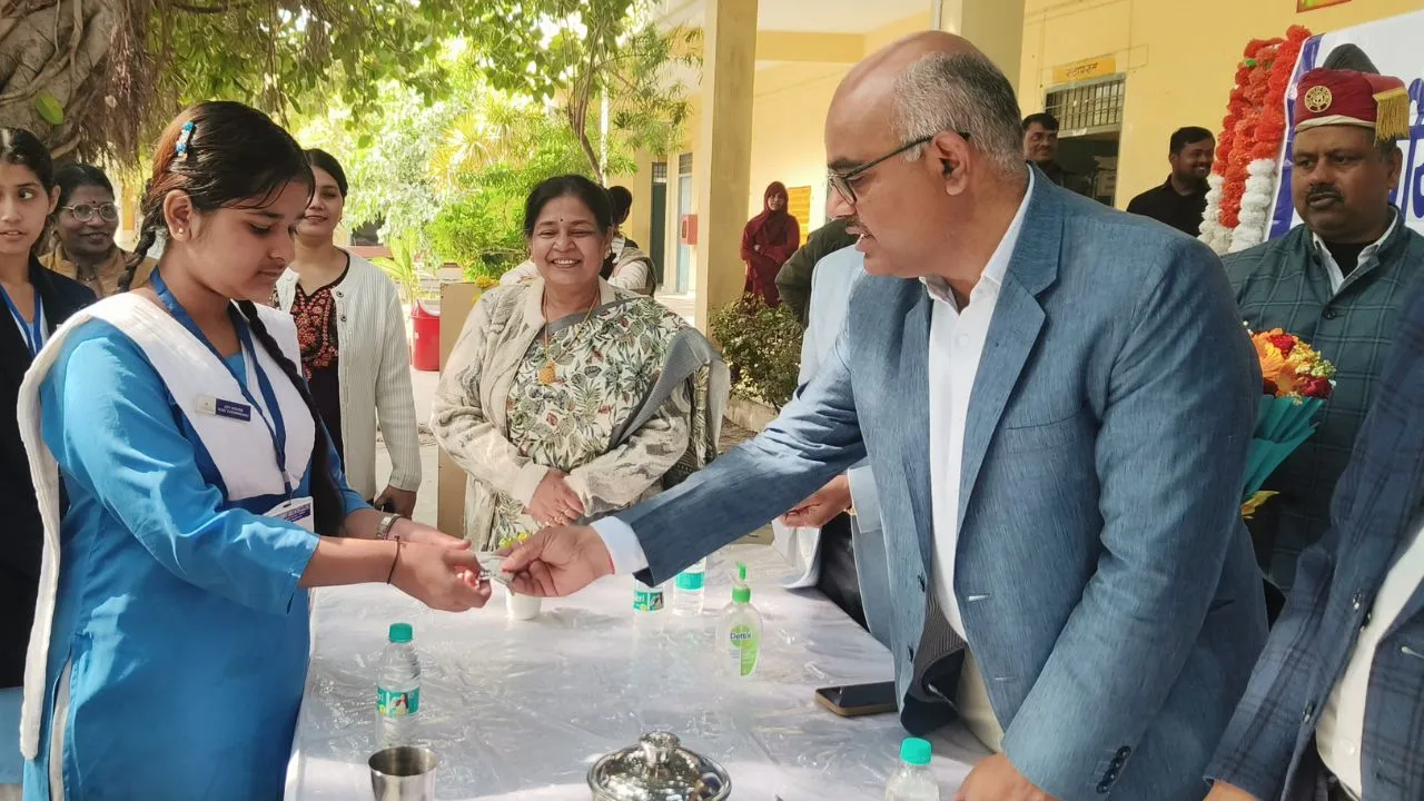 राष्ट्रीय कृमि मुक्ति दिवस कानपुर 1