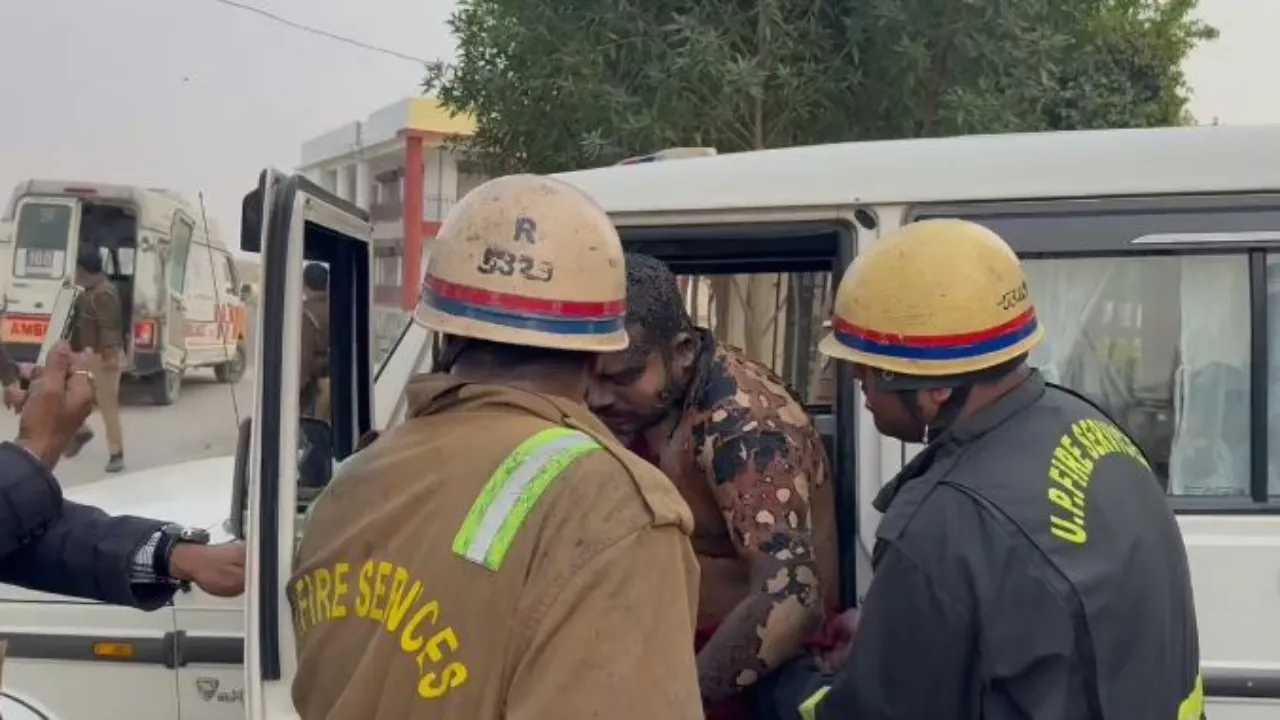 लखनऊ अग्निकांड (1)