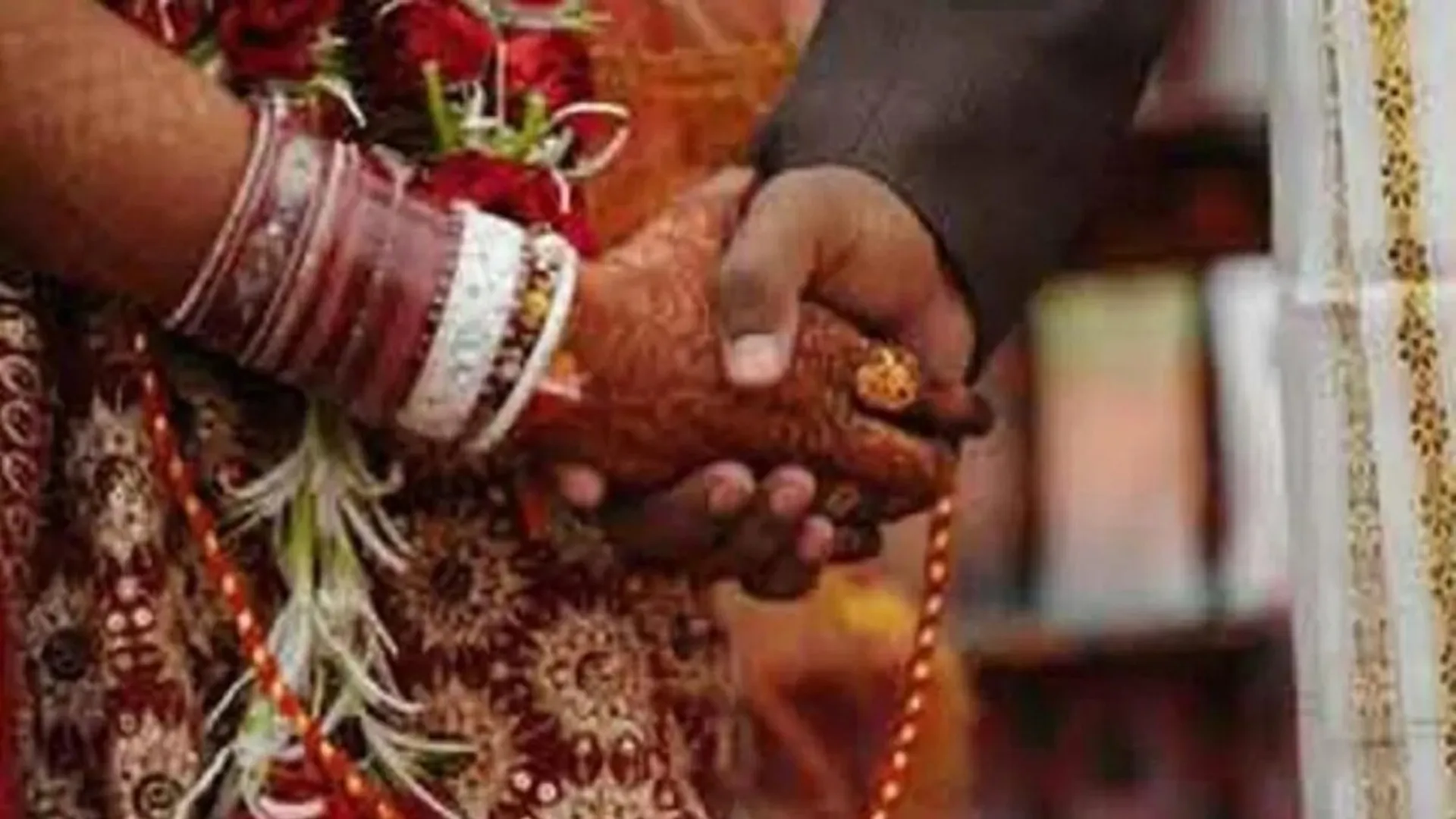 UP News: युवक ने जबरन की शादी, हड़पे रुपये, रिपोर्ट दर्ज 