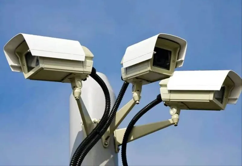 Sambhal News : संभल में सुरक्षा के लिए 127 स्थानों पर लगाए जाएंगे 300 सीसीटीवी कैमरे 
