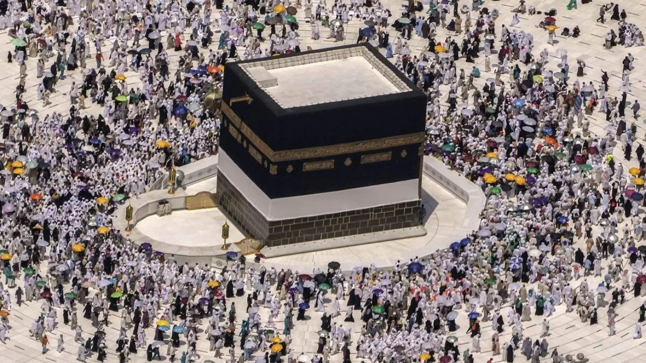 हज कमेटी यूपी के जरिये जाने वाले लोगों को जमा करना होगा पासपोर्ट, इस दिन तक है मौका...