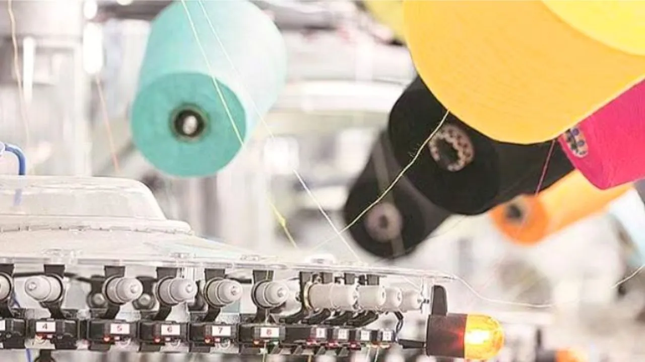 Kanpur: महिलाओं के हुनर और मेहनत को मिलेगी उड़ान, होजरी कंपनियों का महिलाओं की दो स्वयं सहायता समूह से हुआ करार