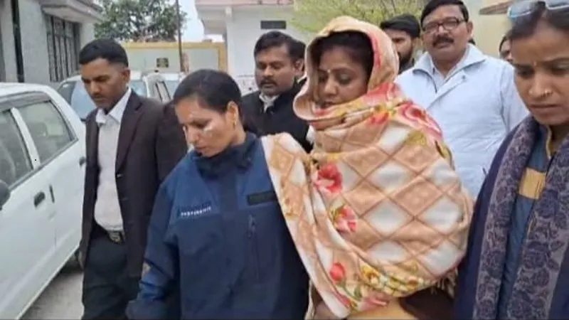 मुरादाबाद: महिला अधिवक्ता पर फेंका तेजाब...ठाकुरद्वारा तहसील परिसर में मचा हड़कंप