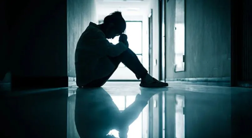 बरेली: रिश्ते का चाचा कर रहा था ब्लैकमेल, फंदे पर लटक गई 10वीं की छात्रा