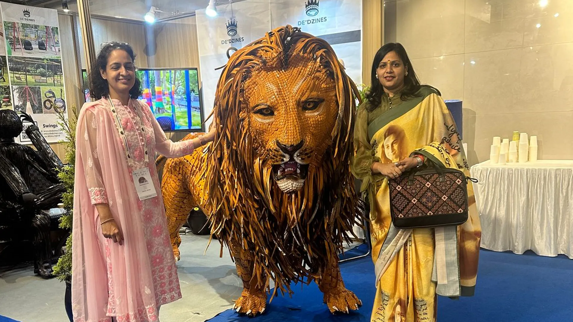 पीलीभीत: टायर कचरे से बना टाइगर बढ़ाएगा चौराहे की रौनक, सौंदर्यीकरण की दिशा में बढ़ेगा एक और कदम