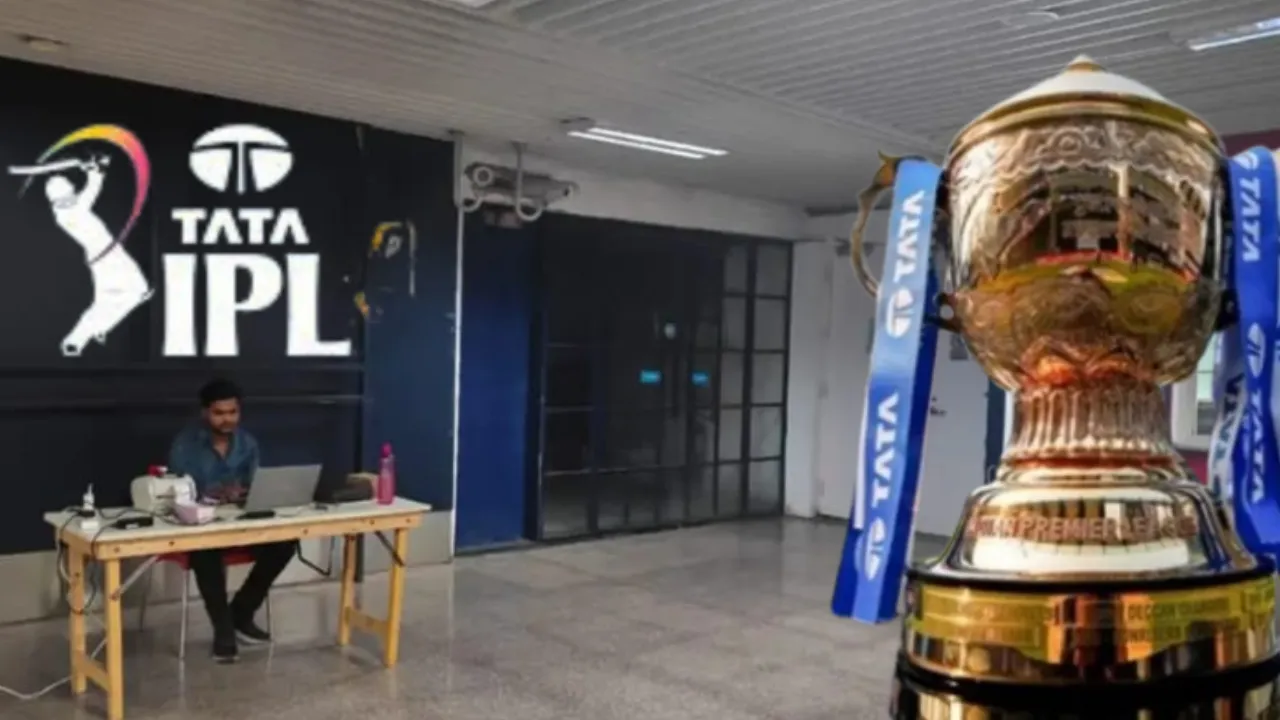IPL Tickets: लखनऊ के मेट्रो स्टेशनों से खरीदें आईपीएल टिकट, शुरू हुई बिक्री