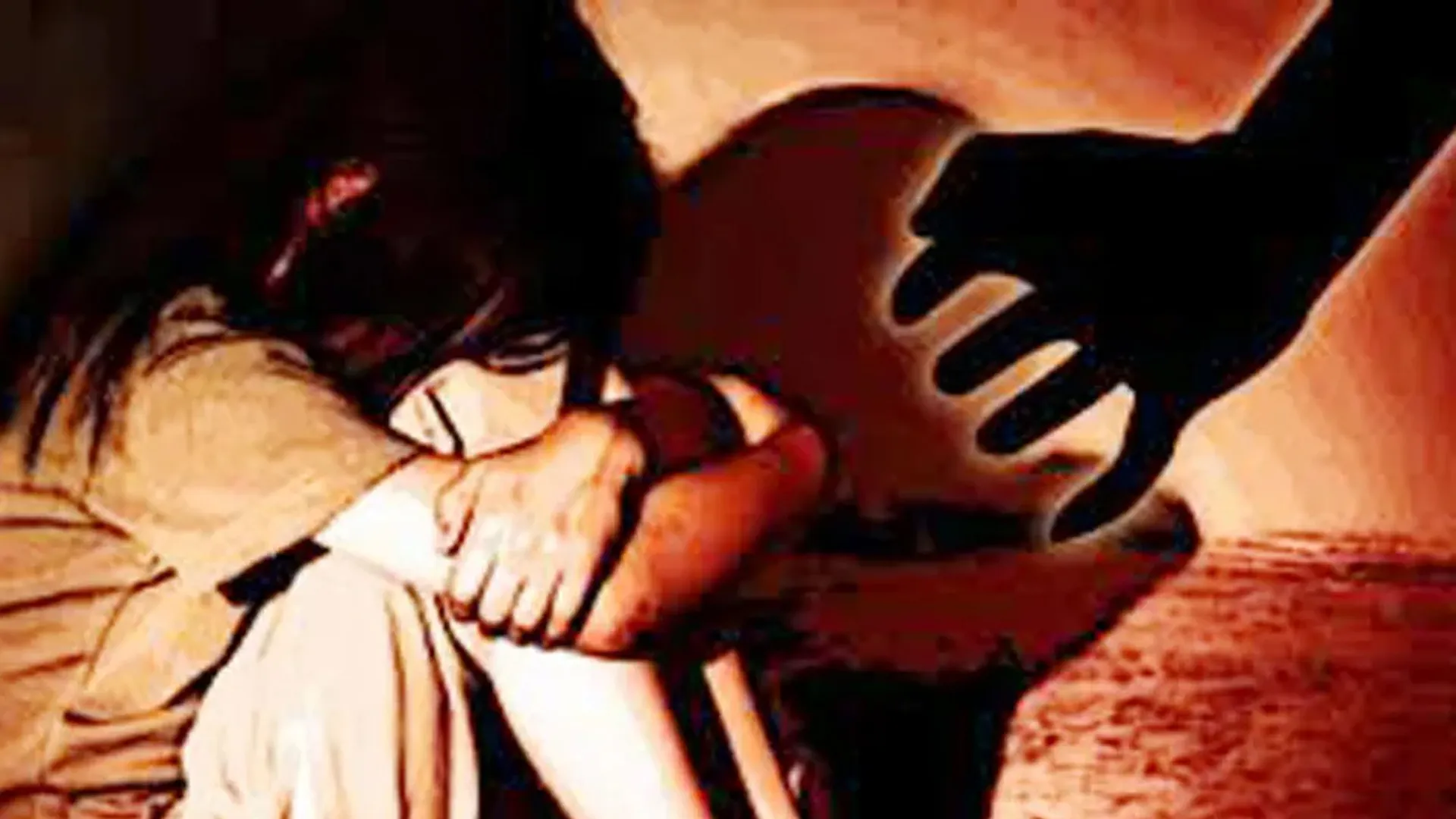 शाहजहांपुर: ट्रक चालक ने बच्ची से खेत पर किया दुष्कर्म