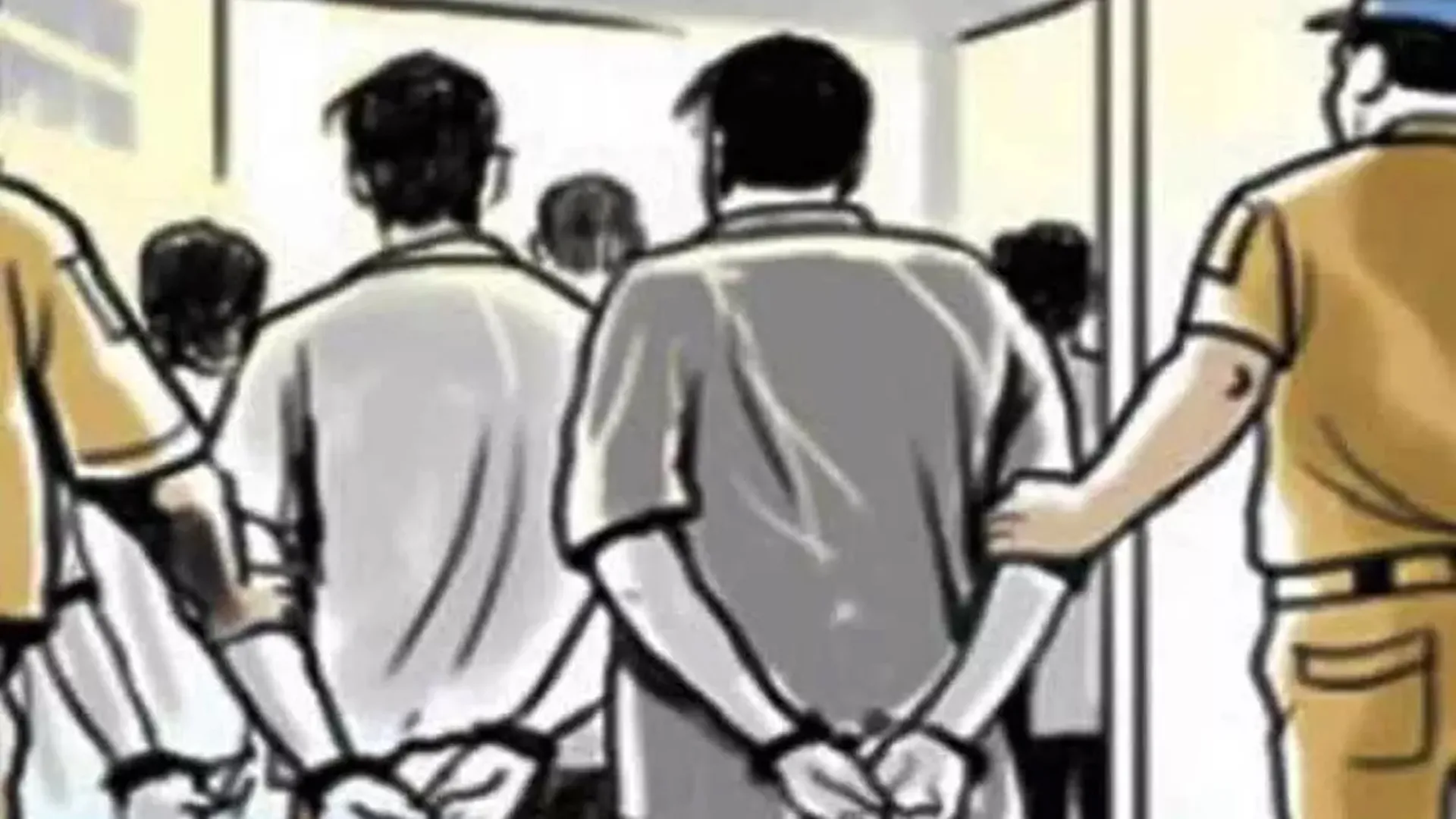 मुरादाबाद : पालतू कुत्ते को पत्थर मारने पर दो समुदाय के बीच बवाल, चार गिरफ्तार