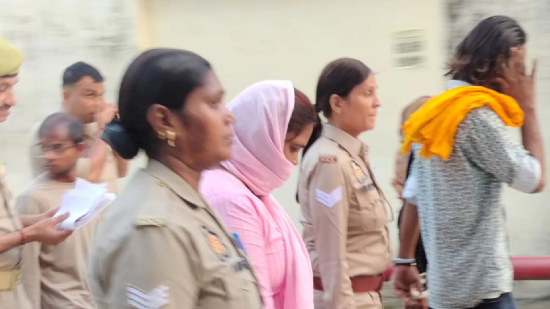 रामपुर : आशिक के साथ मिलकर संविदाकर्मी की हत्या करने में चार लोगों को आजीवन करावास