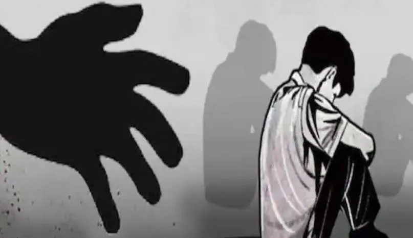 कासगंज में बच्चे से कुकर्म, हैवानियत का बनाया वीडियो, दो लोगों पर FIR