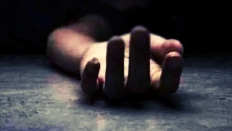 बदायूं: नशे ने छीन लिया बेटे का सहारा, बेबस पिता ने कहा- पोस्टमार्टम नहीं कराएंगे