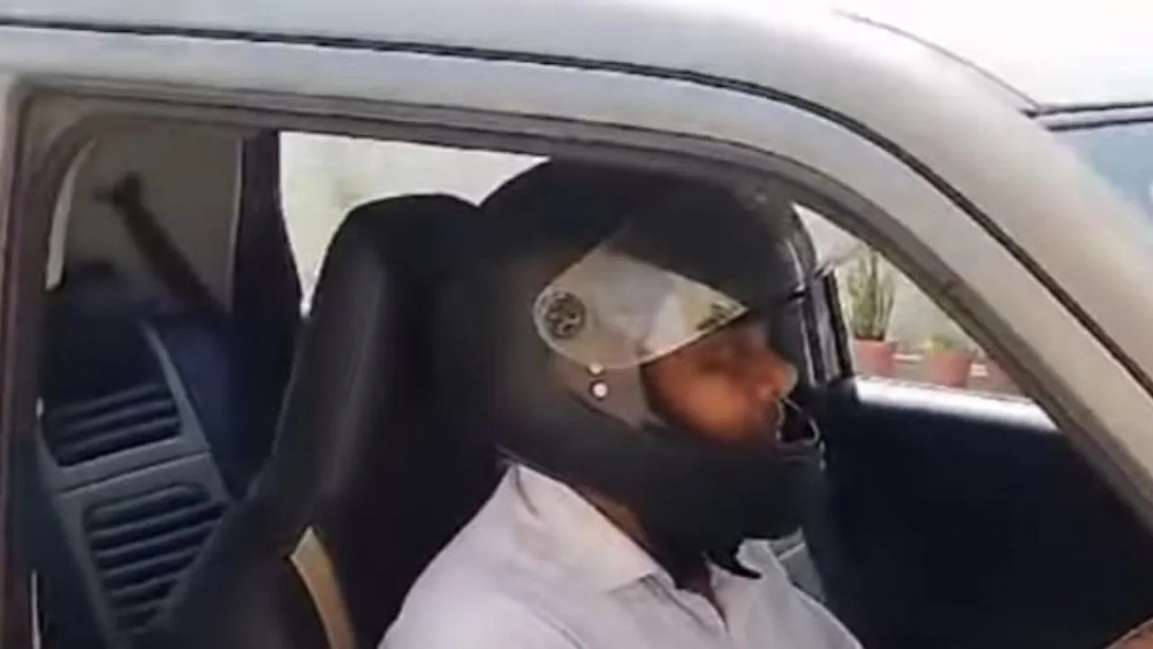 बिजनौर में डॉक्टर साहब का अनोखा फैसला: 'अब कार में भी हेलमेट पहनूंगा', वजह जानकर आप हो जाएंगे हैरान